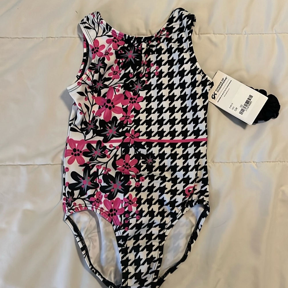 GK gymnastics leotard